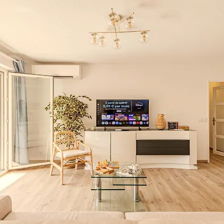 Le Victoria - T3 Neuf - Piscine - Air Cond - Parking Apartamento
