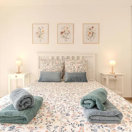 Apartamento Le Victoria - T3 Neuf - Piscine - Air Cond - Parking Hyères